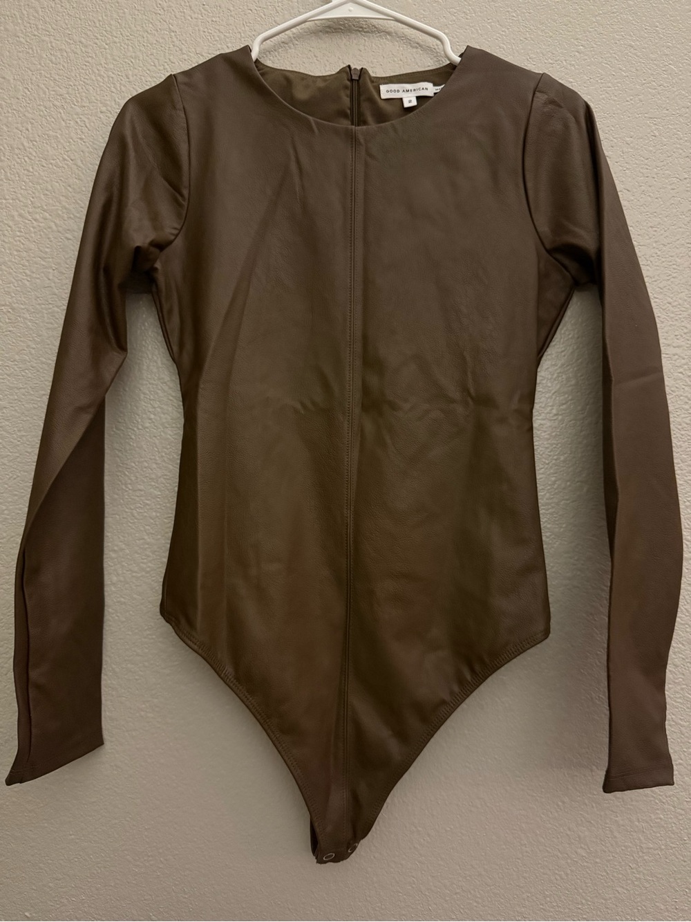 Good American faux leather bodysuit size 2 =medium - Picture 5 of 8